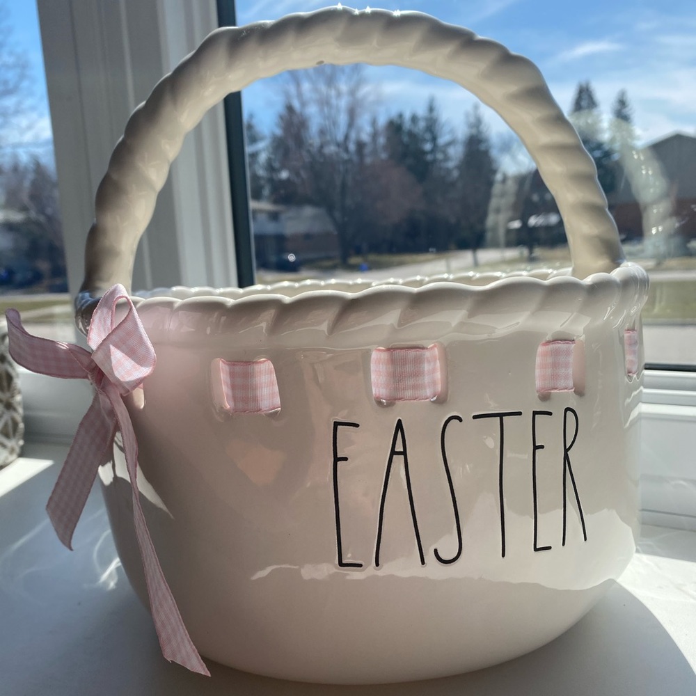 Rae Dunn Easter Basket Ceramic 🐣
